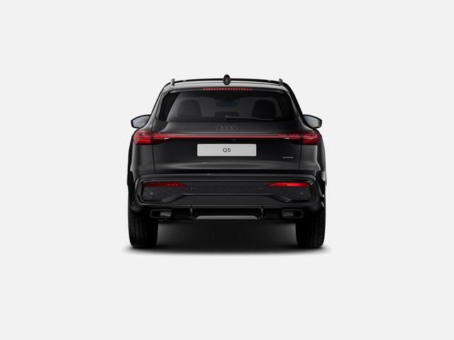 Audi Q5 2.0 TFSI e-hybrid quattro S edition 299 PK · Adaptieve luchtvering · Glazen panoramadak · Tech pro · Elek. wegklapbare trekhaak