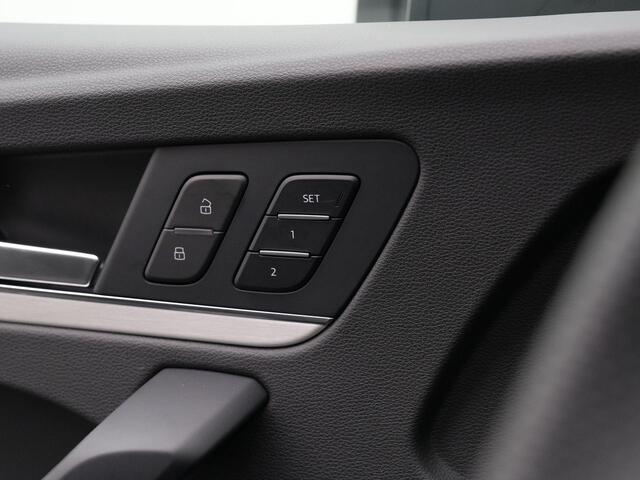Audi Q5 55 TFSI e 367 pk S-tronic S edition Competition / S-Line | Panoramadak | Trekhaak | Geheugen-/massagestoel | Achteruitrijcamera | Adaptive Cruise