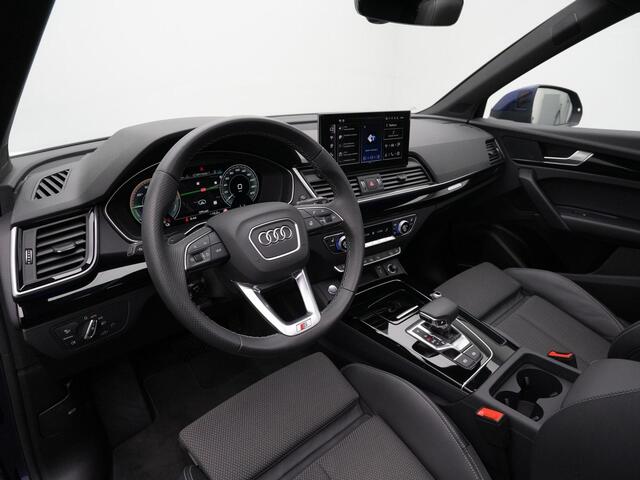 Audi Q5 Sportback 55 TFSI e 367 pk S-tronic S edition Competition / S-Line | Panoramadak | Trekhaak | Luchtvering | Rondomzicht camera | Bang & Olufsen