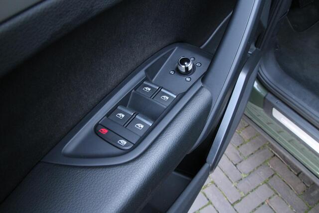 Audi Q5 50 TFSI e S edition | Trekhaak | Matrix LED |