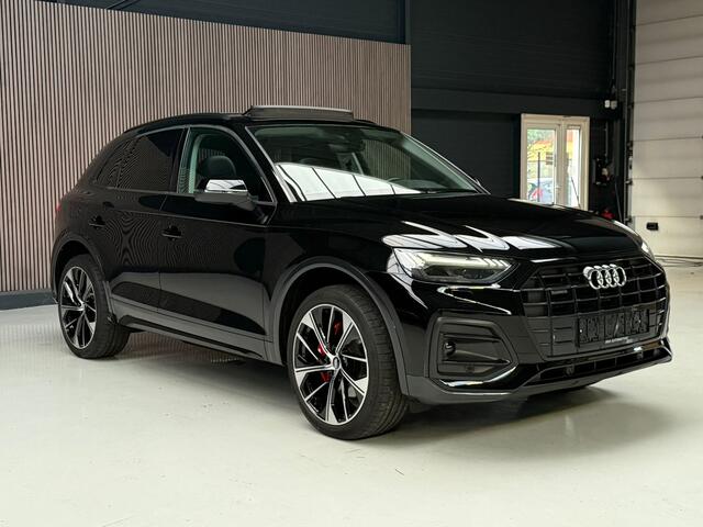 Audi Q5 50 TFSI e S edition Pano | RS Stoelen | Trekhaak