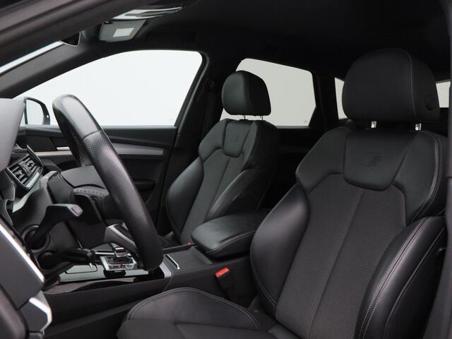 Audi Q5 50 TFSi e 300 Pk Automaat S-Line | Full LED | Adaptive Cruise | Trekhaak | LED | CarPlay | 19 Inch | Stoelverwarming