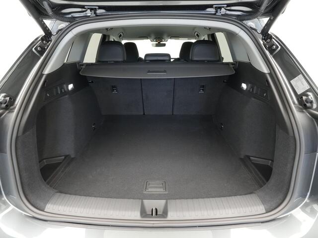 Audi Q6 e-tron Advanced edition performance 100 kWh Bijrijdersdisplay Matrix-LED Adaptive Cruise control Side assist 55