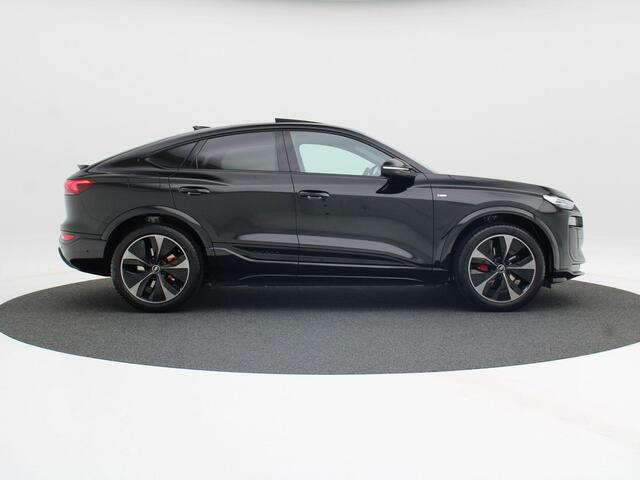 Audi Q6 S edition e-tron 55 100 kWh | 388 PK | 21 inch velgen | Privacyglas | Zwart optiek | Glazen Panoramadak | Rode remzadels |