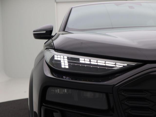 Audi Q6 S edition e-tron 55 100 kWh | 388 PK | 21 inch velgen | Privacyglas | Zwart optiek | Glazen Panoramadak | Rode remzadels |