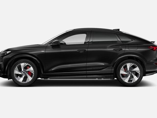 Audi Q6 Sportback e-tron S edition 252 PK · Exterieurpakket zwart · Rood gespoten remzadels · Warmtewerend glas donker tint
