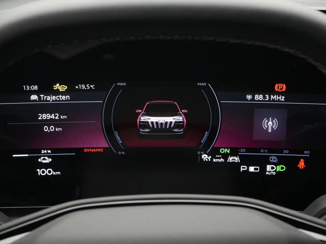 Audi Q6 e-tron 388 pk S-tronic Quattro S edition 100 kWh | Rondomzicht camera | Standkachel | Matrix LED koplampen | Park Assist | S-sportonderstel | 20 inch