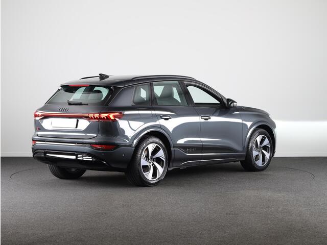 Audi Q6 e-tron S edition performance 100 kWh 306pk | Pack Tech Pro | MMI bijrijdersscherm | Stuurverwarming