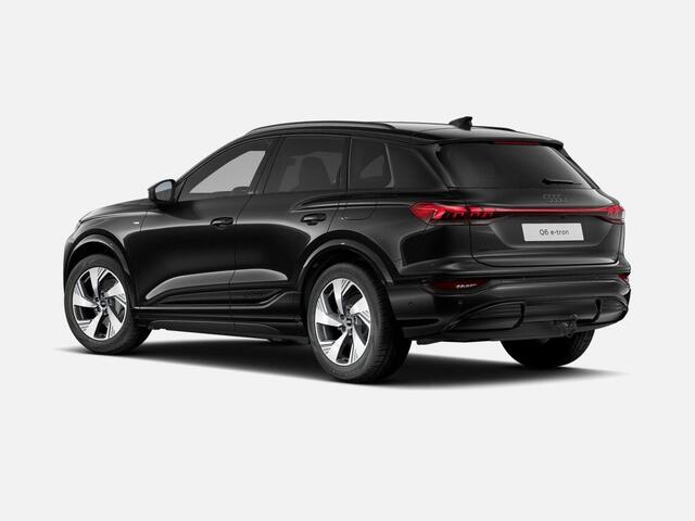 Audi Q6 e-tron S edition 252 PK · Tech pro · Stoelventilatie voorin · Trekhaak, mechanisch draaibaar