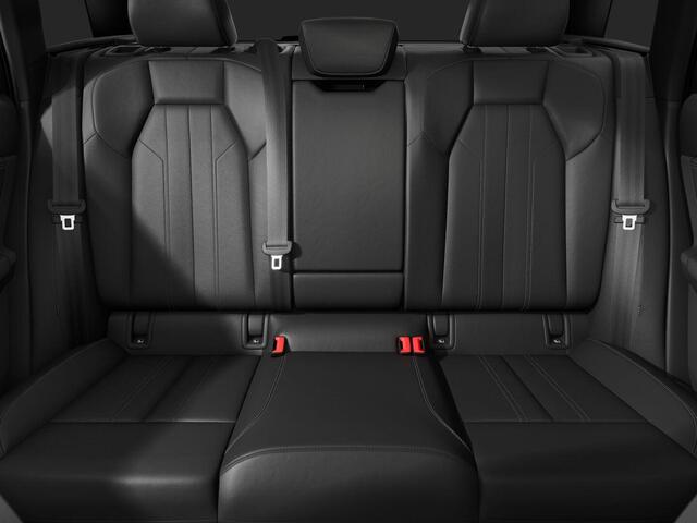 Audi Q6 e-tron S edition 83Kwh 252 pk SUV | Tech pakket plus | Glazen panoramadak | Lederen bekleding | Rode remzadels |