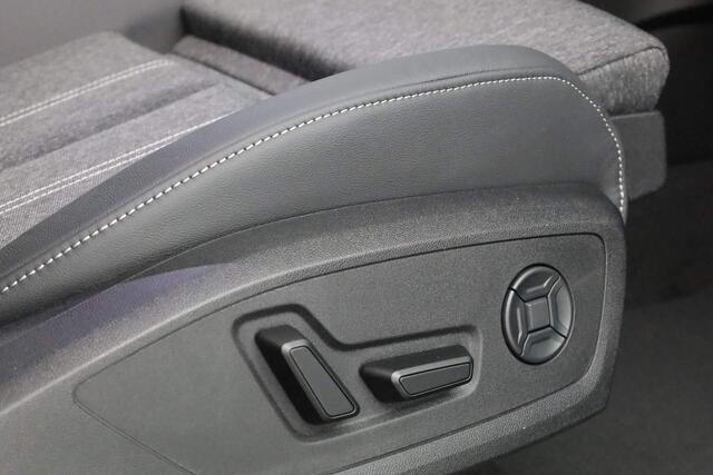 Audi Q6 e-tron S edition performance 100 Kwh 225 kW / 306 pk | Tech pro | Comfortpakket pro | S line exterieur