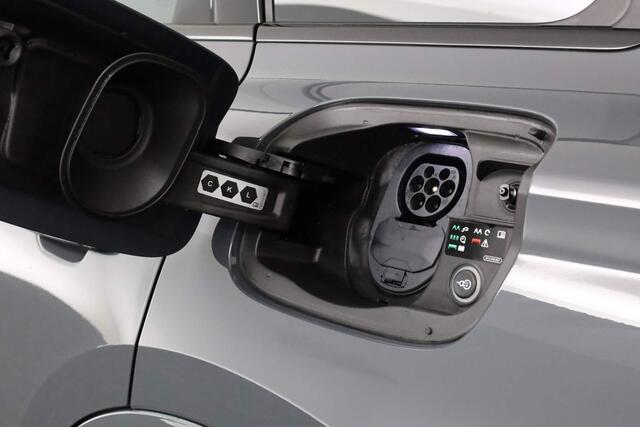 Audi Q6 e-tron Advanced edition Performance 100 kWh 225 kW / 306 pk | Comfortpakket plus | Techniekpakket plus | Sportstoel zwart leder-kunstl.