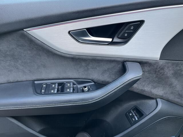 Audi Q7 55 TFSI e quattro Pro Line S Plus Panoramadak , Trekhaak