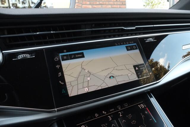 Audi Q7 55 TFSI e quattro S-LINE garantie tot maart 2026 ACC, Head-up display, Trekhaak