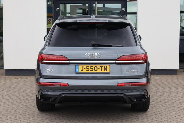 Audi Q7 55 TFSI e quattro Pro Line S 380PK / 280kW, Lederen bekleding, 21" LMV, honingraat, servo sluiting portieren, dodehoek sensor, achteruitrijcamera, parkeersensoren voor en achter, voorstoelen verwarmbaar, Bose Sound System, verstelbare achterbank, navigati