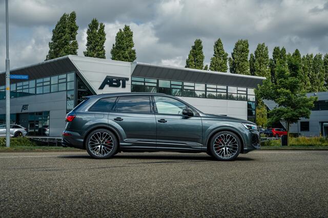 Audi Q7 60 TFSIe Audi Exclusive ABT Power S | B&O Advanced 3D | Panorama dak | Carbon spiegels | vierwielsturing | uitgebreid leder pakket | Alcantara hemel | Matrix Laser LED | Akoestisch glas | Massage | Comfortsleutel Assistentiepakket Plus |