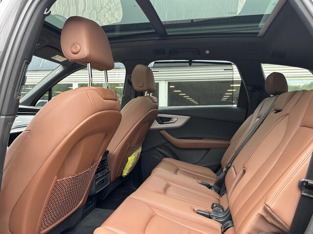 Audi Q7 55 TFSI e quattro Pro Line | Panodak | 381 PK | Luchtvering | Blind spot