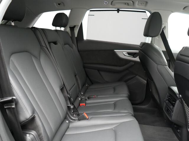 Audi Q7 55 TFSI e Quattro Pro Line Plug In Hybrid 381pk Dealer O.H PHEV | Luchtvering | Trekhaak Af Fabriek | Panodak | Adaptive Cruise | Matrix LED | Camera | Lederen Sportstoelen Memory & Ventilatie | Navigatie | Keyless | Virtual | DAB |