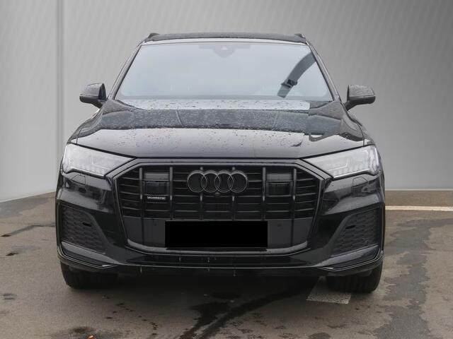 Audi Q7 50 TDI quattro S Line 286 PK Grijs Kenteken ACC Trekhaak Luchtvering 21 Inch Panoramadak Head-Up Memory LED Black Pack