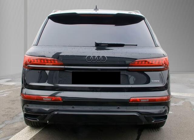 Audi Q7 50 TDI quattro S Line 286 PK Grijs Kenteken ACC Trekhaak Luchtvering 21 Inch Panoramadak Head-Up Memory LED Black Pack