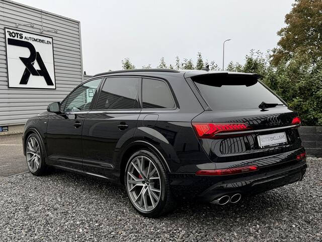 Audi Q7 55 TFSIe S-Line 2021 Luchtvering|Camera|Trekhaak|SQ7 Zwart