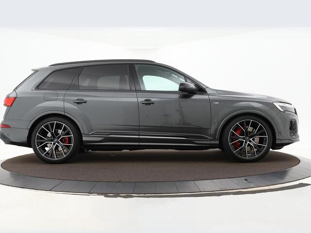 Audi Q7 60 TFSIe 490pk Quattro Pro Line S Competition · Luchtvering · Massage · Panoramadak · Elek. Voorstoelen · B&O Audio · Elek. Trekhaak · 22'' Inch · Garantie t/m 12-05-2028 of 90.000km