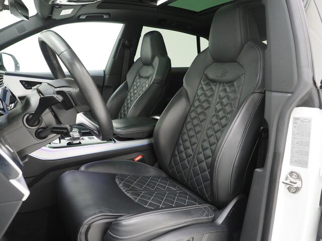Audi Q8 60 TFSI e quattro Competition BlackOptic 462PK | RS Stoelen | 23" | Luchtvering | Panoramadak | B&O | 360 | Trekhaak