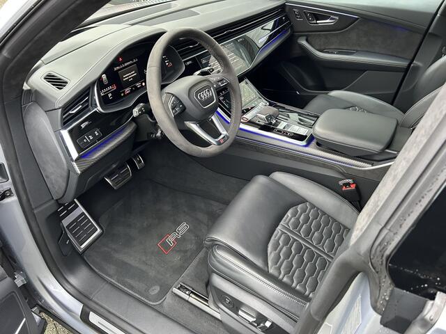 Audi Q8 4.0 TFSI RS Q8 Dynamic Carbon Nieuw! ?