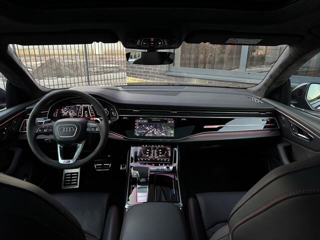 Audi Q8 4.0 TFSI RSQ8 quattro Dynamic + | Keramisch | Carbon | Sportuitlaat | City & Tour