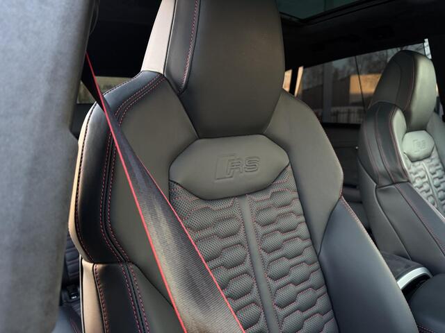 Audi Q8 4.0 TFSI RSQ8 quattro Dynamic + | Keramisch | Carbon | Sportuitlaat | City & Tour