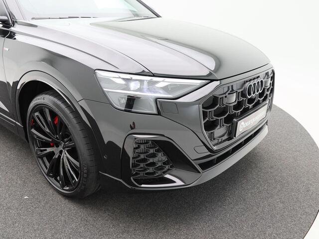 Audi Q8 Pro Line S Competition 60 TFSI e 360 kW / 490 PK S | 23 inch Velgen | Glazen Panoramadak | Head-up display | Soft close | Vierwielbesturing |
