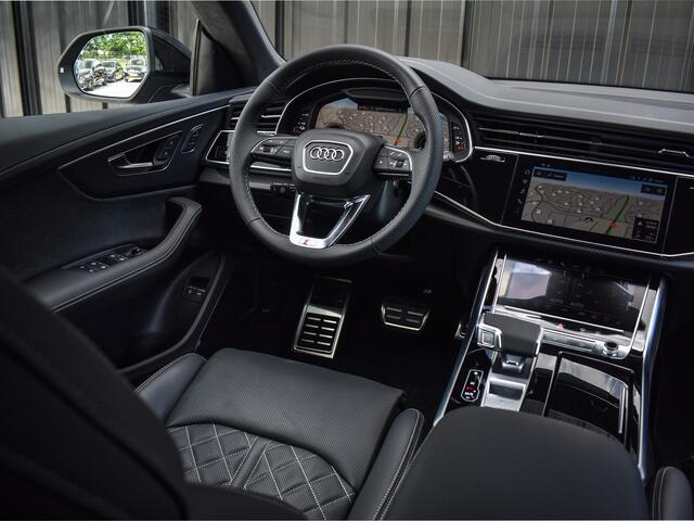 Audi Q8 60 TFSI e quattro Pro Line S Competition | PANORAMADAK | 4 WIEL BESTURING | ALCANTARE HEMEL | AMBIANCE VERLICHTING | MASSAGE STOELEN | STOEL VENTILATIE EN VERWARMING | HEAD UP | 360 CAMERA | ELEKTR. TREKHAAK | SOFT CLOSE | LEDEREN DASHBOARD | GOODWOOD GRE