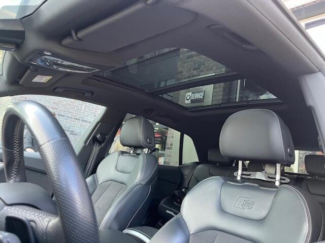 Audi Q8 55 TFSI Q S-LINE - MAXTON - PANO - 4-W. BEST. - 22 INCH