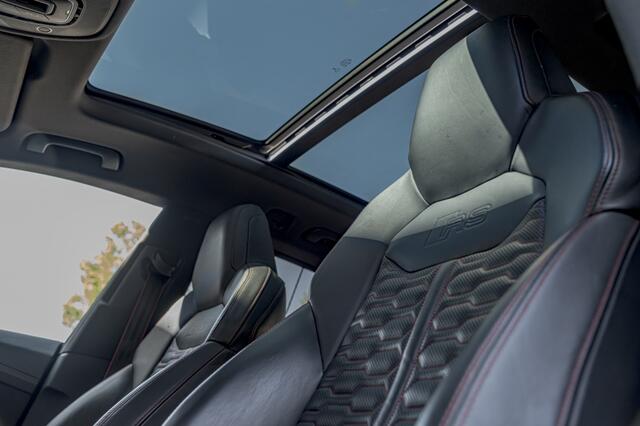 Audi Q8 4.0 TFSI RSQ8 (600PK) Pano, ACC, Keramisch