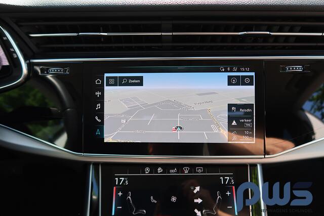 Audi Q8 55 TFSI e quattro Pro Line Plus Panodak / Led / Leer / Digital cockpit etc. / 1e eigenaar!