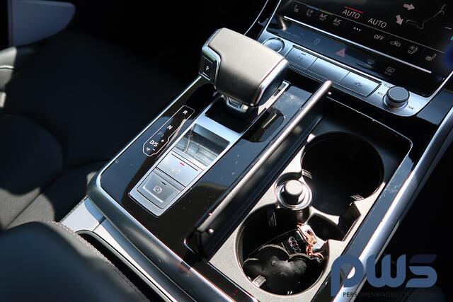 Audi Q8 55 TFSI e quattro Pro Line Plus Panodak / Led / Leer / Digital cockpit etc. / 1e eigenaar!