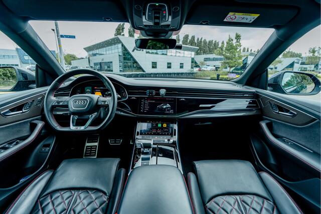 Audi Q8 55 TFSIe Pro Line S ABT | ABT Power S 465pk | ABT Aero | ABT GR23 Matt Racing Gold | Carbon exterieur pakket | Uitgebreid leder pakket | Panorama dak Rode stiksels | B&O premium | panorama dak | Matrix LED | massage | S-Sportstoelen