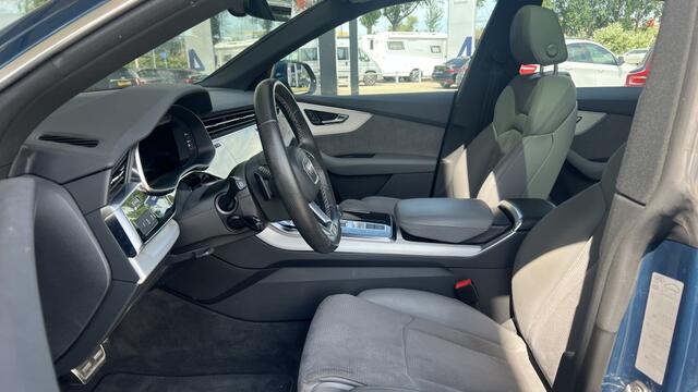 Audi Q8 55 TFSI q S-Line | Pano | Camera