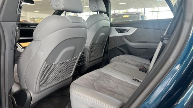 Audi Q8 55 TFSI q S-Line | Pano | Camera