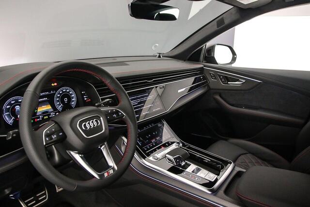 Audi Q8 60 TFSI e Pro Line S Comp. | B&O Adv. | Head up | Pano | Carbon | Trekhaak | Adv. onderstel | 4-Wiel besturing | HD-Matrix | Nardo | S-Stoelen | Alcantara | 23 inch |
