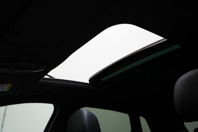 Audi Q8 e-tron 55 quattro 408pk S Edition 115 kWh | Head-Up | BTW | Panoramadak | Leder | Keyless | Trekhaak afn. | B&O