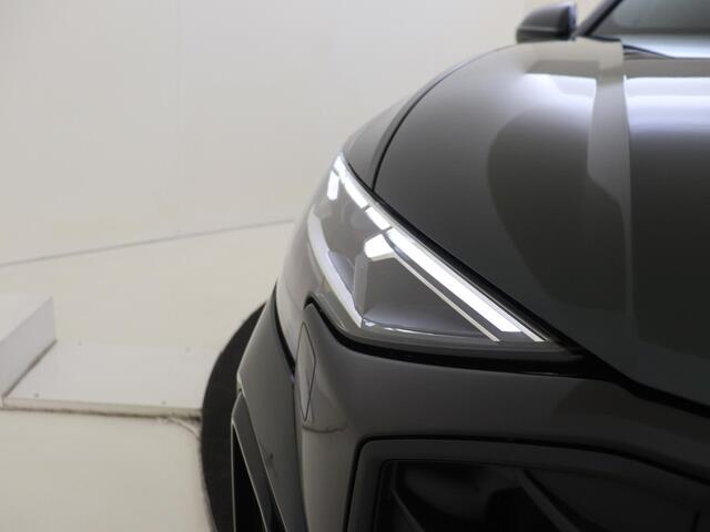 Audi Q8 55 TFSI e quattro Pro Line S Exclusive kleur Tiefgruen Pareleffect