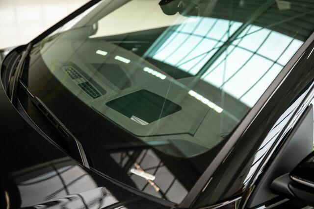 Audi Q8 60 TFSI e Competition | 5 jaar garantie | Alcantara | Rood stiksel | Rode gordel | Soft-close | 5 jaar garantie |