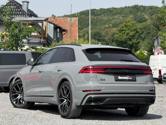 Audi Q8 55TFSI 340PK Quattro 4W-best Indiv-Nardo RS-Zetels Softclose Lucht Tr-Haak VOL!