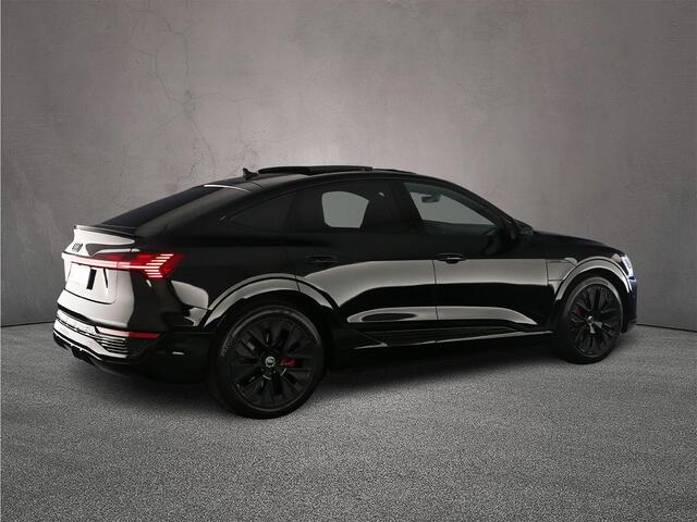 Audi Q8 Sportback e-tron 55 quattro S Edition 115 kWh | B&O | Pano | Headup | Trekhaak | Matrix-led | 360 Camera | Ambient lichting |