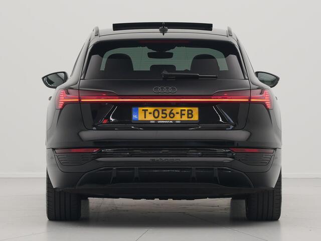 Audi Q8 e-tron 55 quattro S-Line Edition 115 kWh 408pk Panorama Navigatie Camera Matrix led