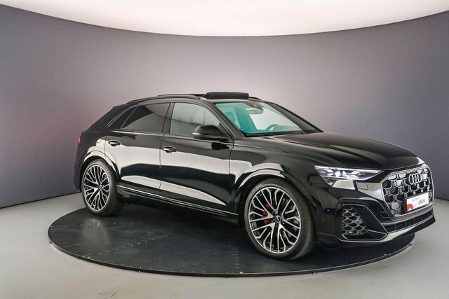 Audi Q8 55 TFSI e Pro Line S | Pano | B&O | RS Rood | Head Up | 23 inch | Tour/City | Trekhaak |