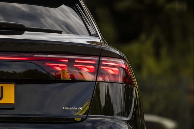 Audi Q8 60 TFSI e quattro Pro Line S Competition / MASSAGE / B&O / SOFT CLOSE / HUD