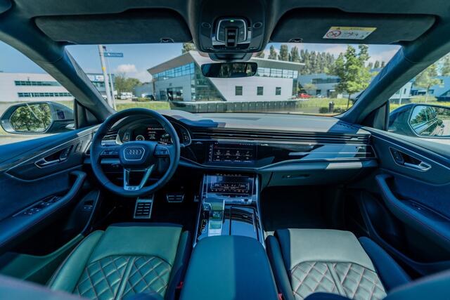 Audi Q8 60 TFSI e 557pk quattro ABT Aero Competition | Audi exclusive Dark Olive Green | Advanced onderstel | Panoramadak | S sportstoelen | B&O | Keyless | Uitgebreid leder pakket | Alcantara hemel | Carbon spiegels | Carbon interieur | ABT Power S | ABT IR23 v