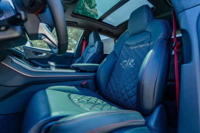 Audi Q8 60 TFSI e 557pk quattro ABT Aero Competition | Audi exclusive Dark Olive Green | Advanced onderstel | Panoramadak | S sportstoelen | B&O | Keyless | Uitgebreid leder pakket | Alcantara hemel | Carbon spiegels | Carbon interieur | ABT Power S | ABT IR23 v